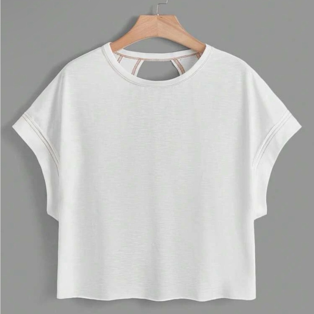 Athletic open back top crop keyhole white short sleeve t-shirt white NWT - Picture 2 of 2
